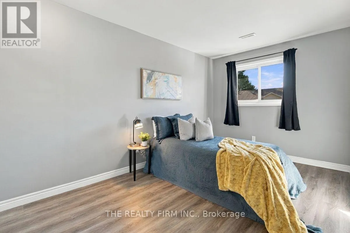 9 - 628 WHARNCLIFFE ROAD S #9