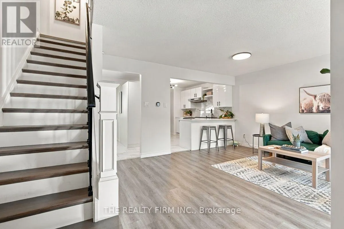 9 - 628 WHARNCLIFFE ROAD S #9