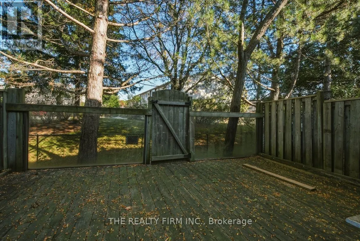 9 - 628 WHARNCLIFFE ROAD S #9