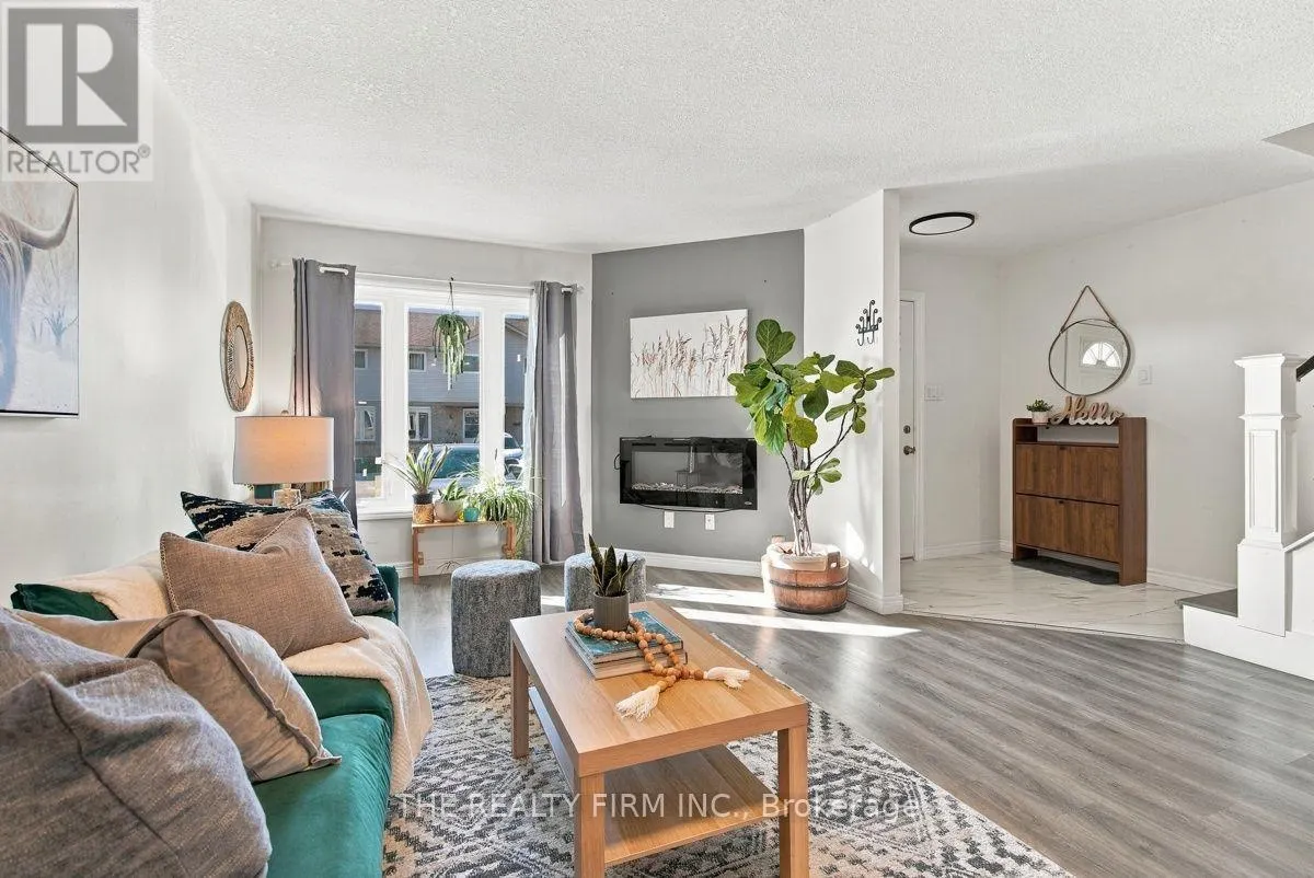 9 - 628 WHARNCLIFFE ROAD S #9
