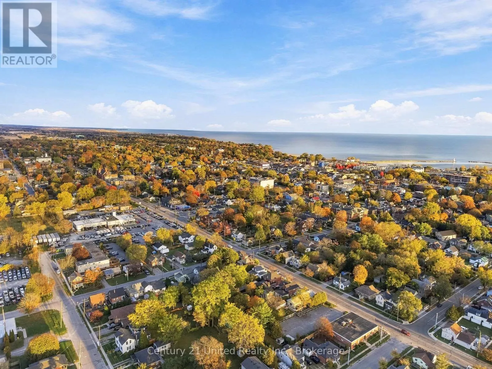 164 UNIVERSITY AVENUE W