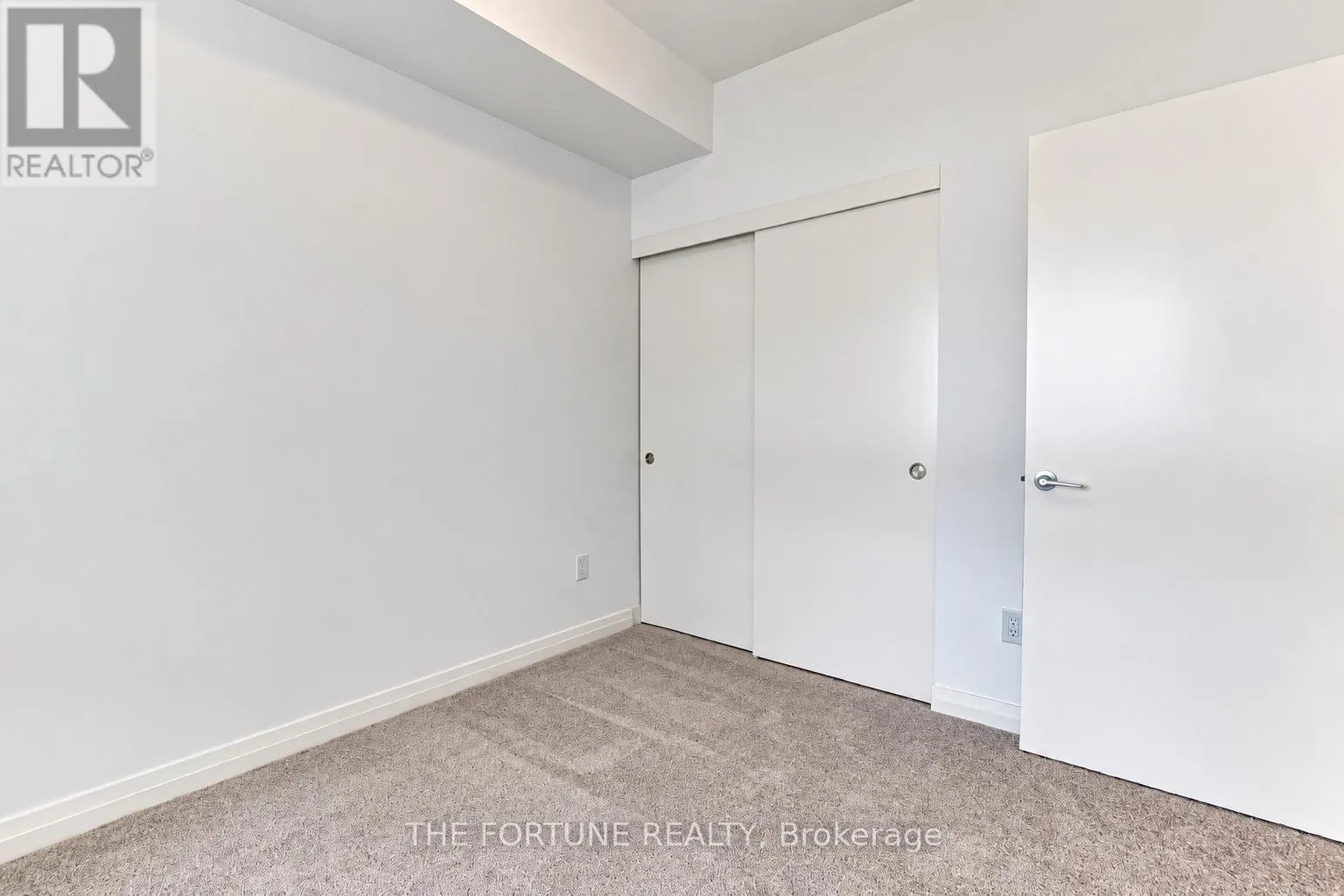 502 - 101 GOLDEN EAGLE ROAD
