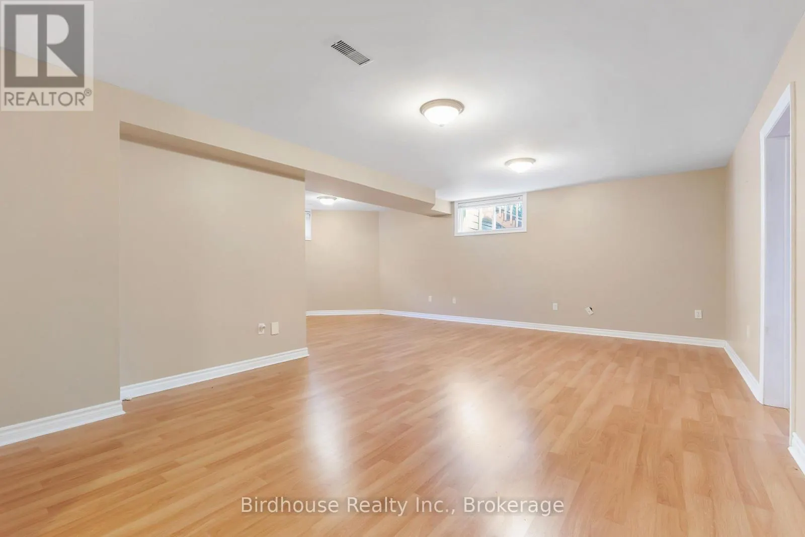 34 LORI BOULEVARD