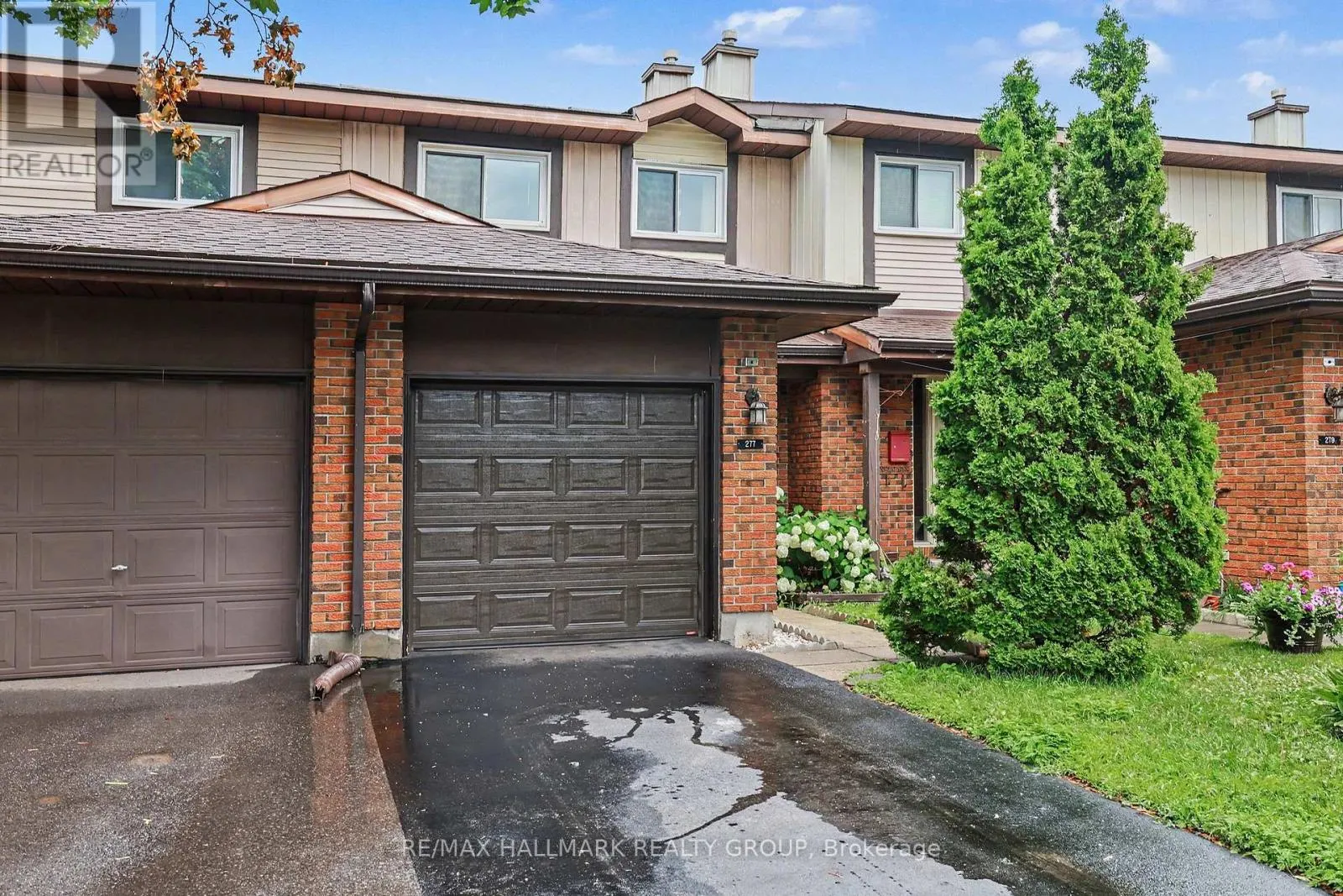 277 PICKFORD DRIVE