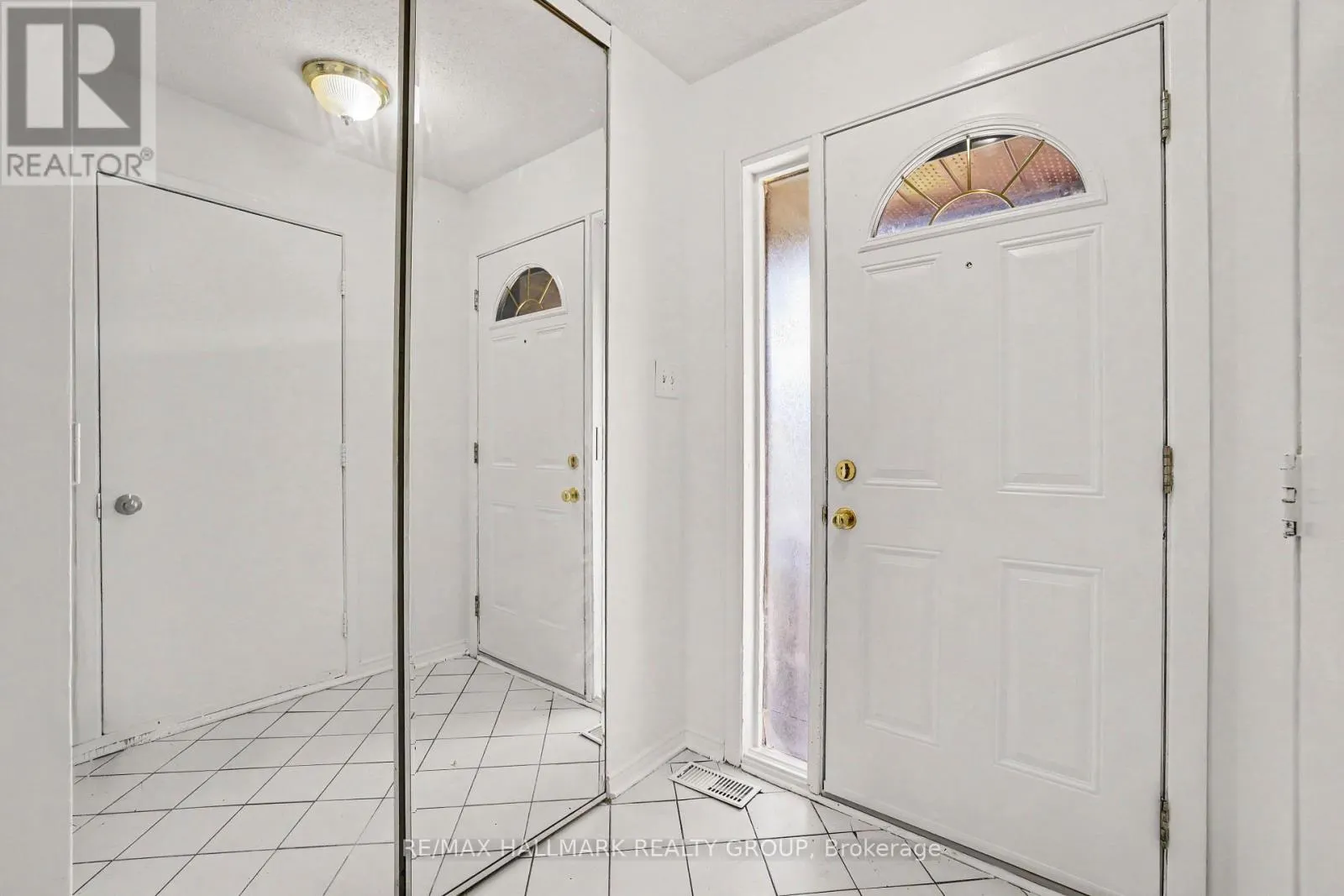 277 PICKFORD DRIVE