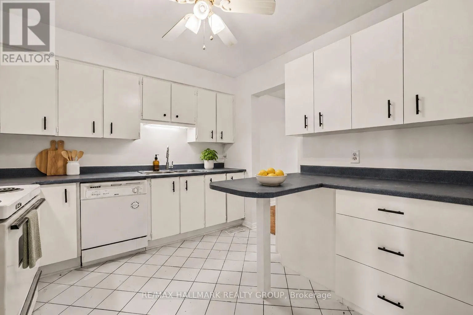 277 PICKFORD DRIVE