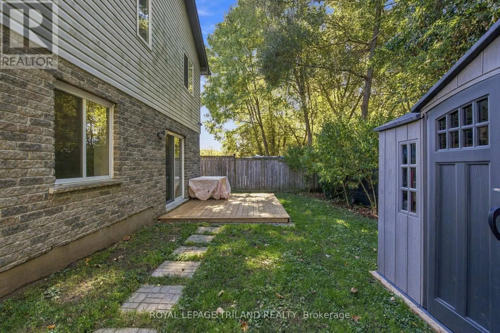 2039 SPRINGRIDGE DRIVE