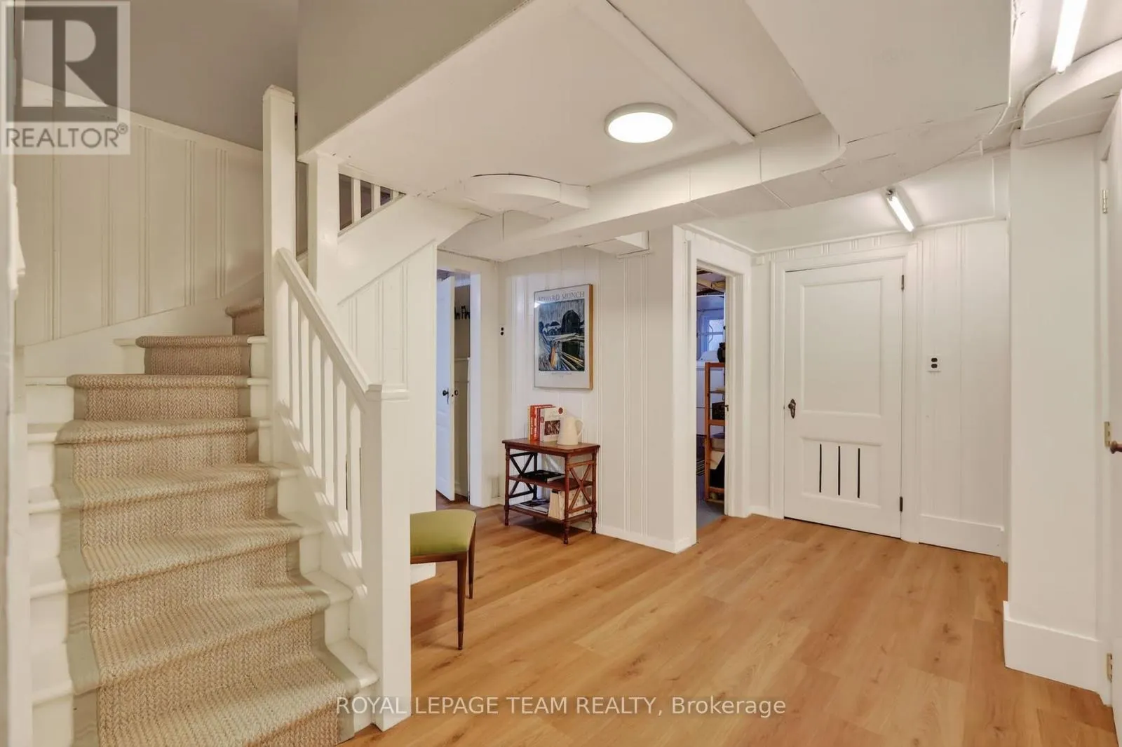 482 BROADVIEW AVENUE