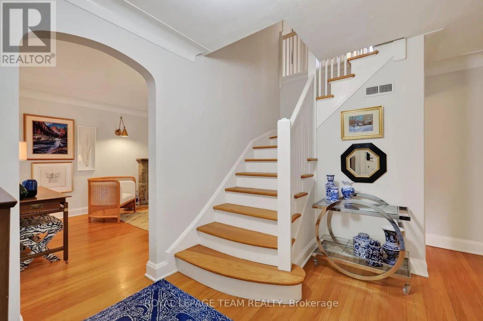 482 BROADVIEW AVENUE