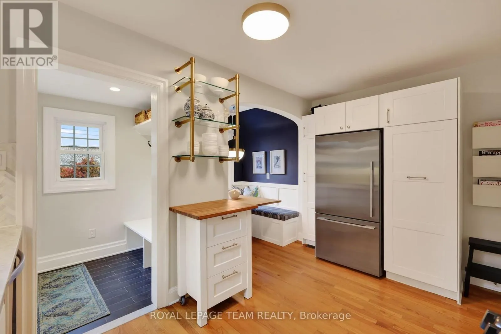 482 BROADVIEW AVENUE