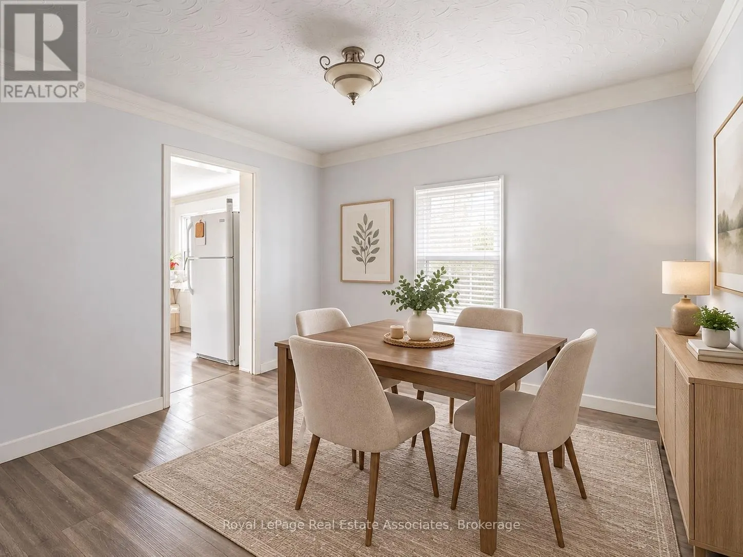 3 - 212 SHERIDAN STREET