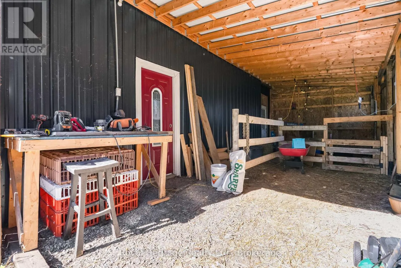 1045 HOWLAND JUNCTION ROAD