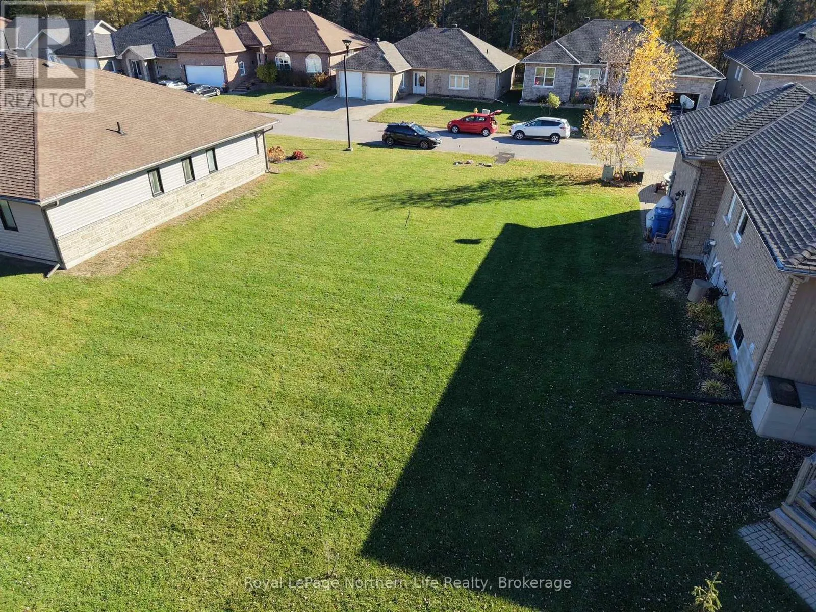 4 - 1134 PREMIER ROAD #4
