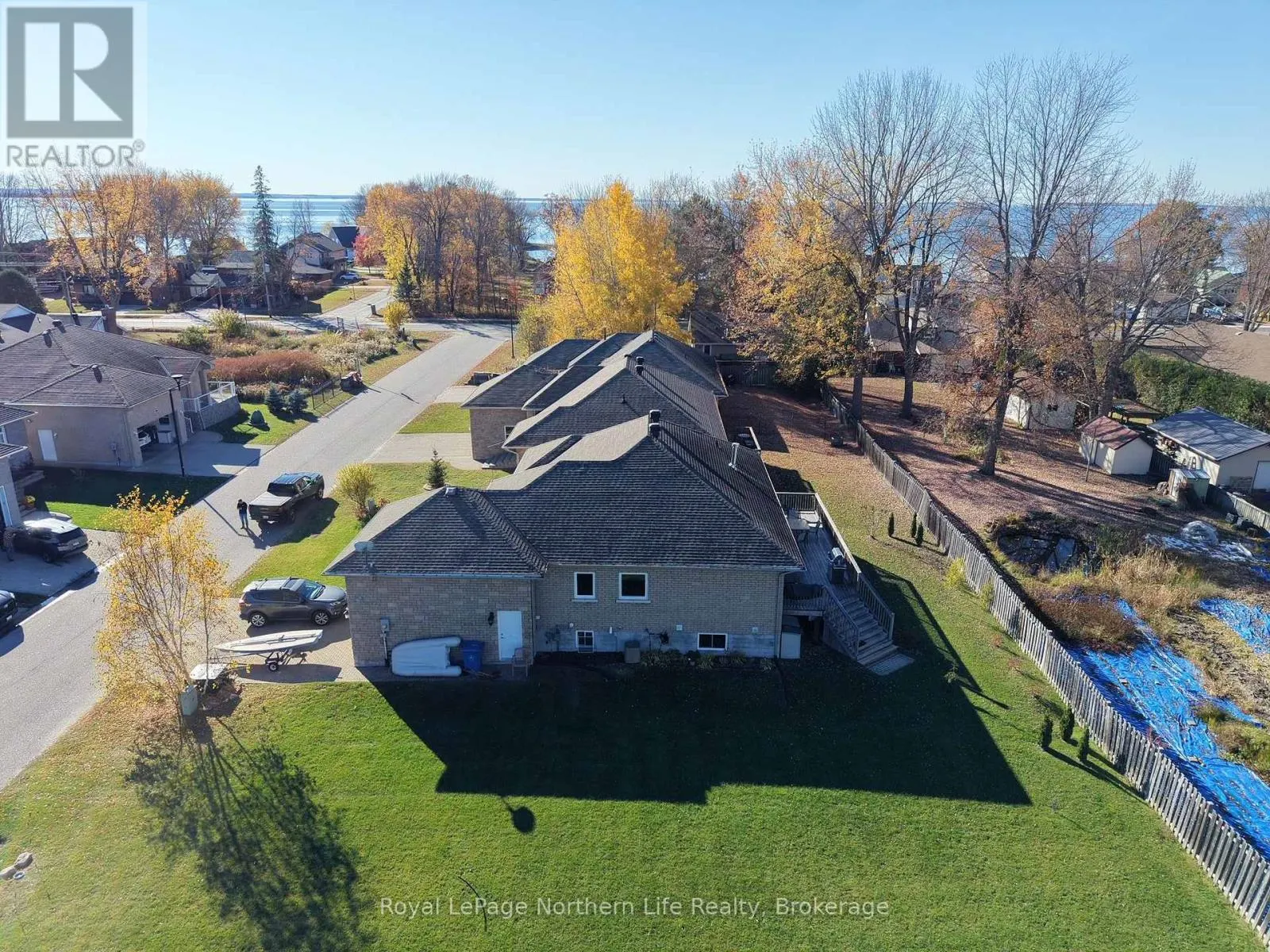 4 - 1134 PREMIER ROAD #4