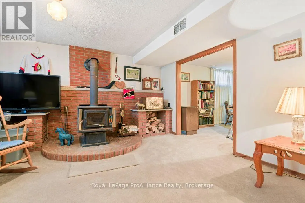 21851 LOYALIST PARKWAY