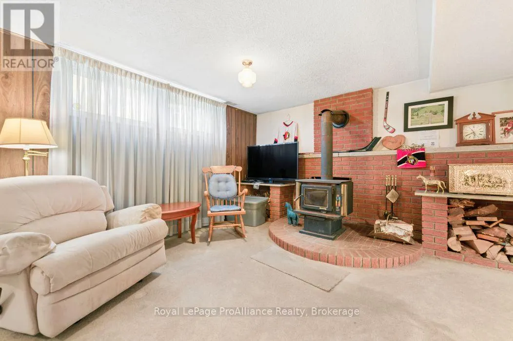21851 LOYALIST PARKWAY