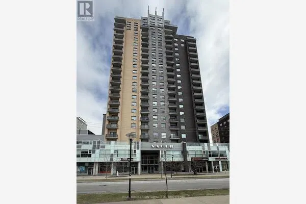 1202 - 318 SPRUCE STREET