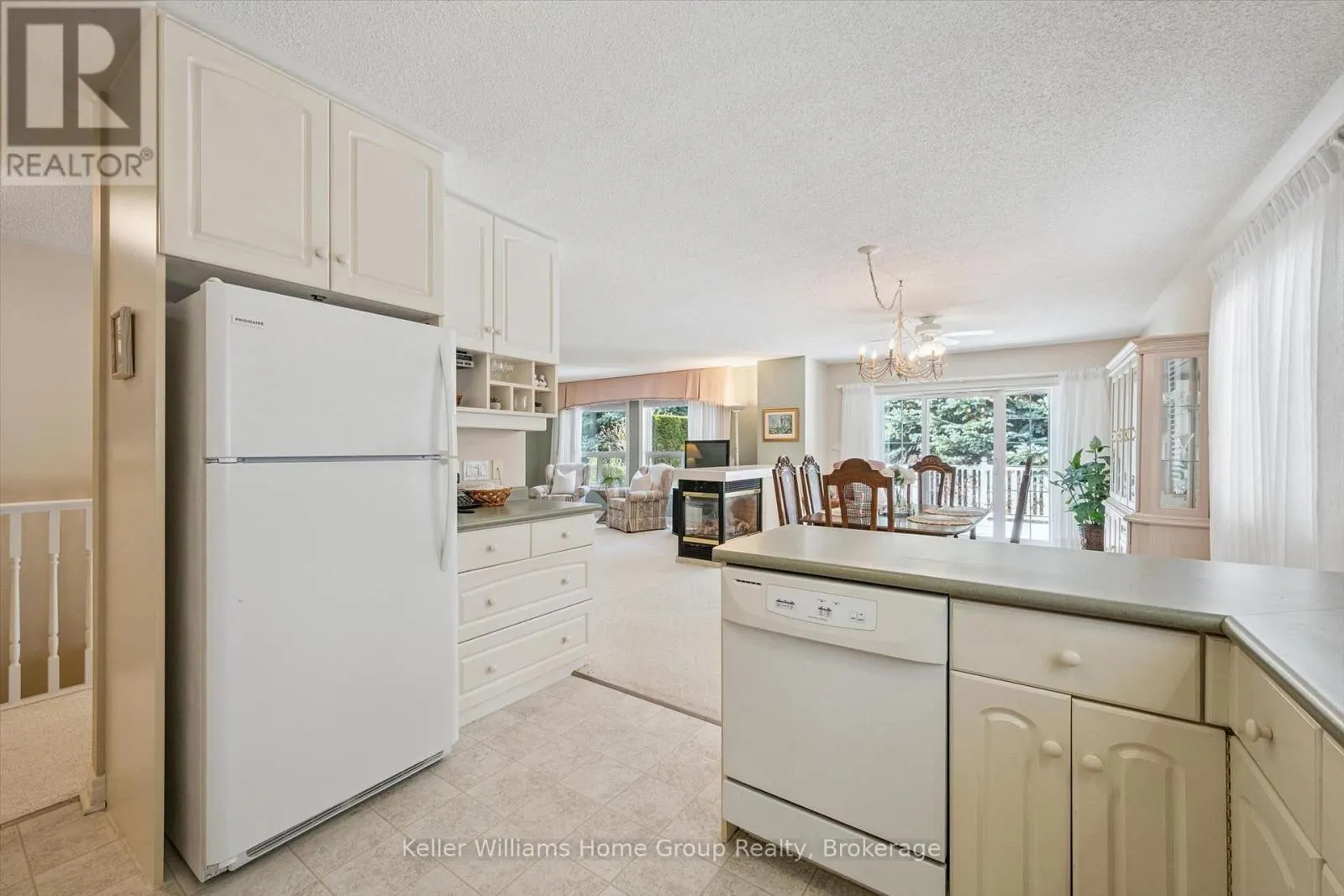 20 BEECHLAWN BOULEVARD