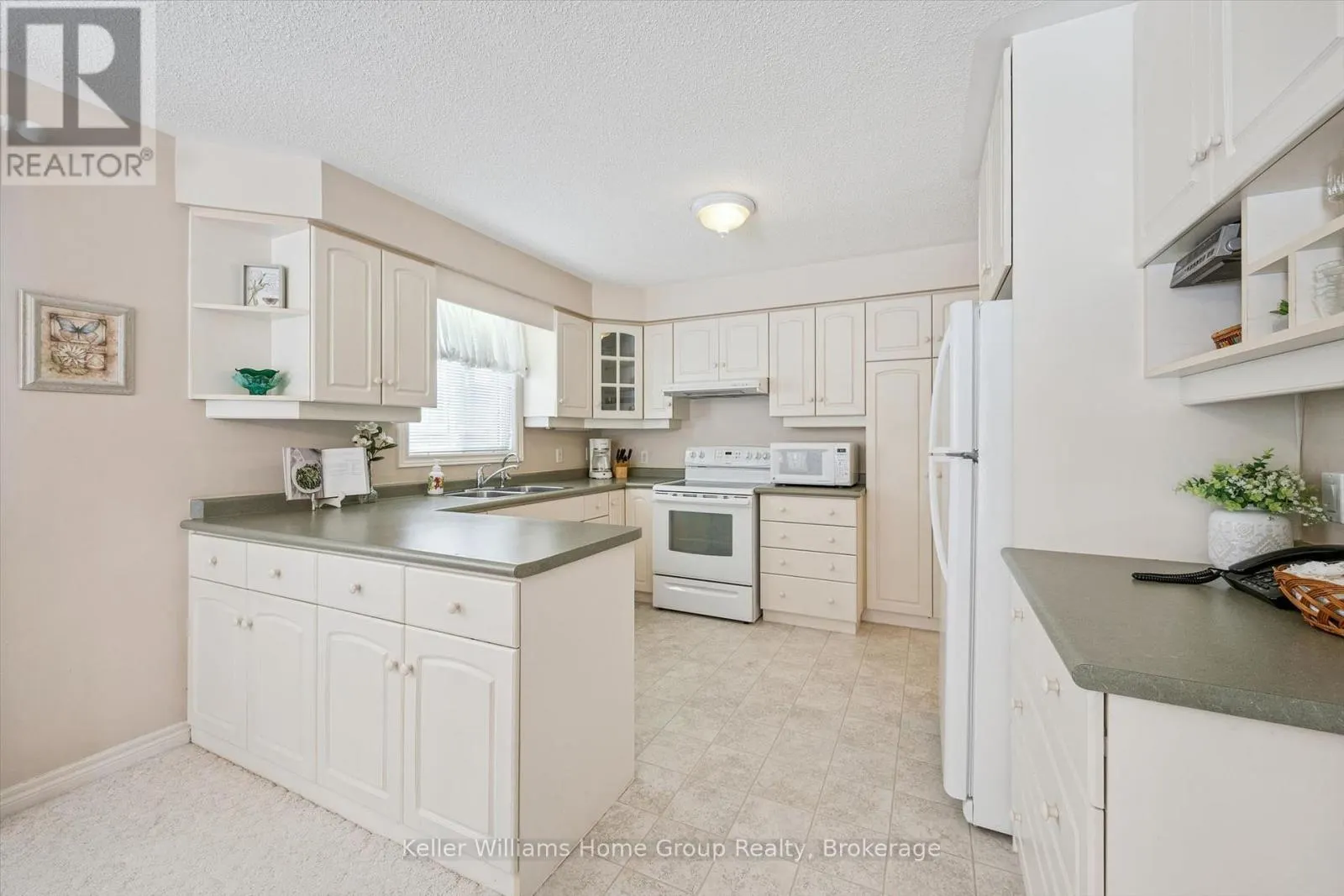 20 BEECHLAWN BOULEVARD