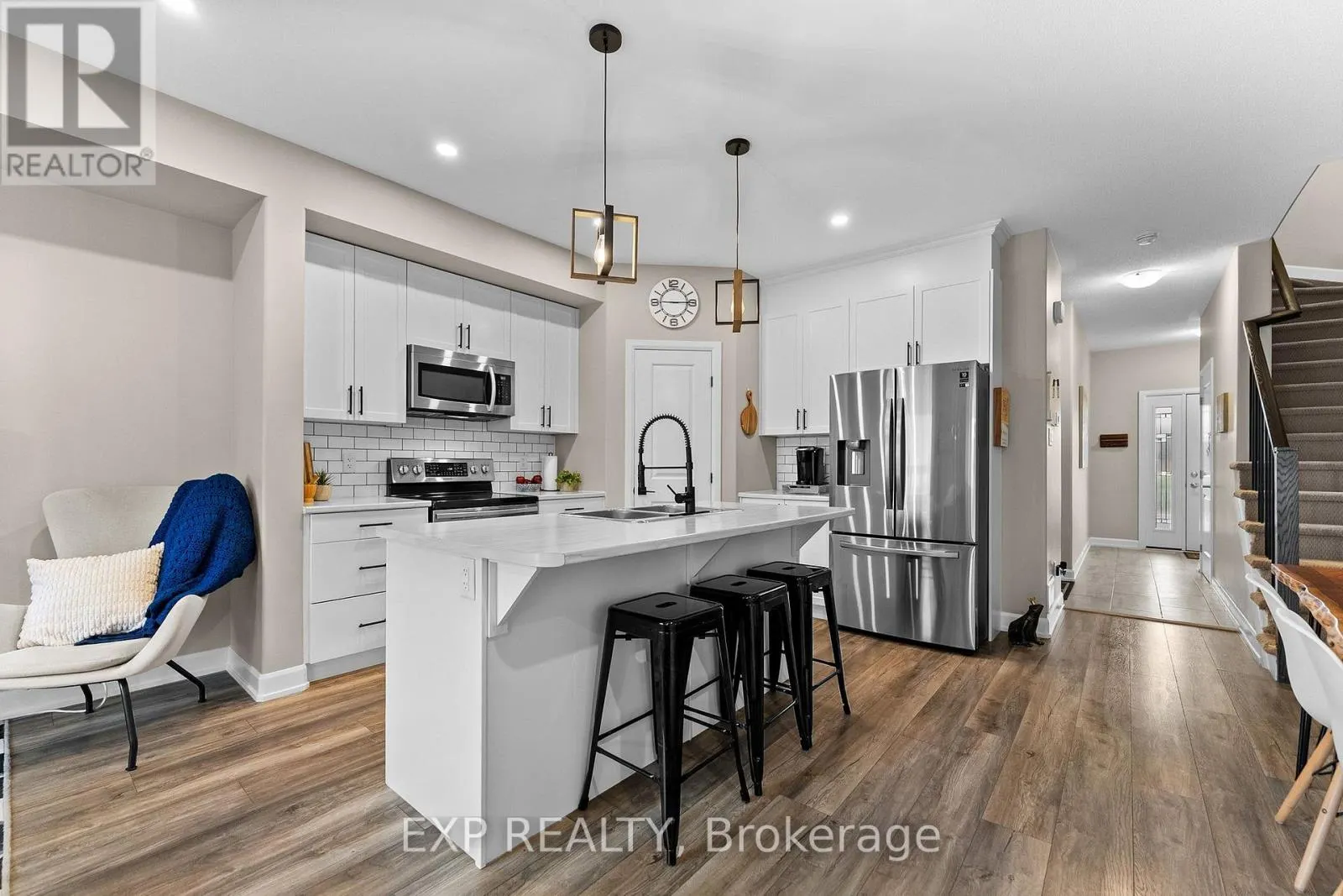 76 VIMY RIDGE CRESCENT