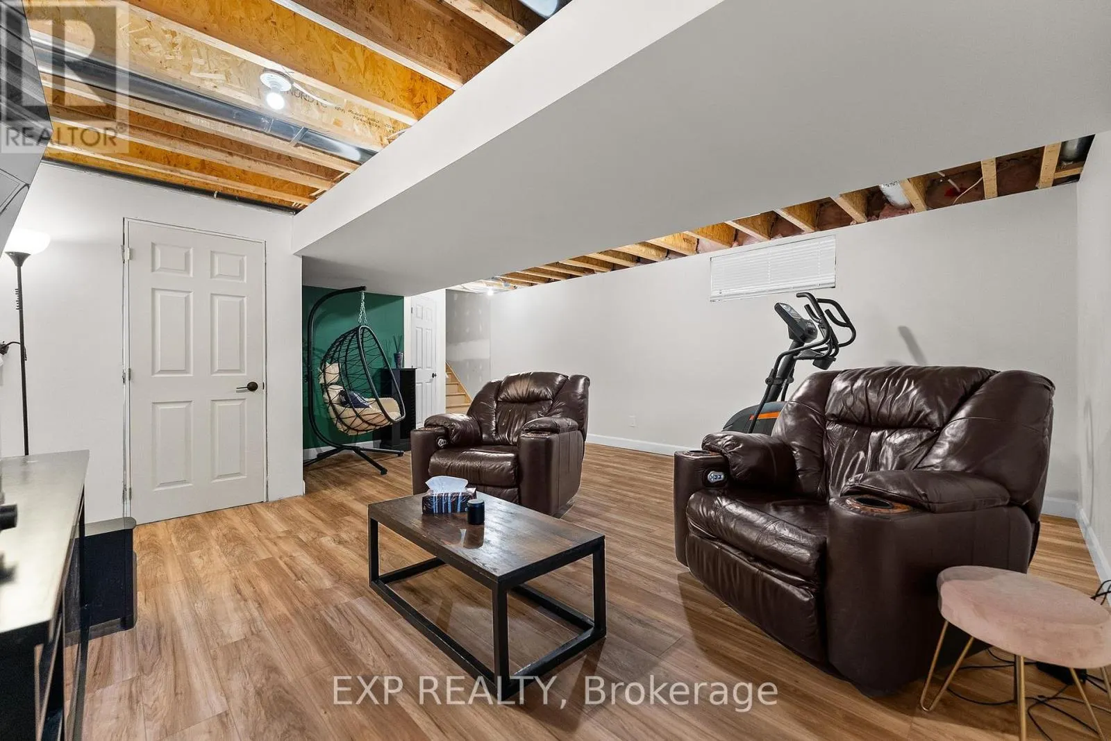 76 VIMY RIDGE CRESCENT