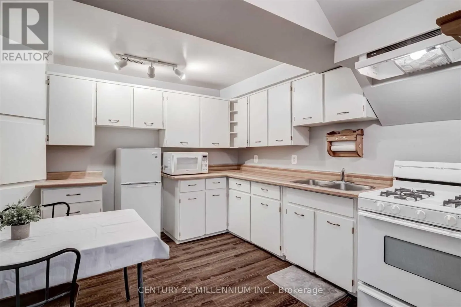 125 JELLY STREET N