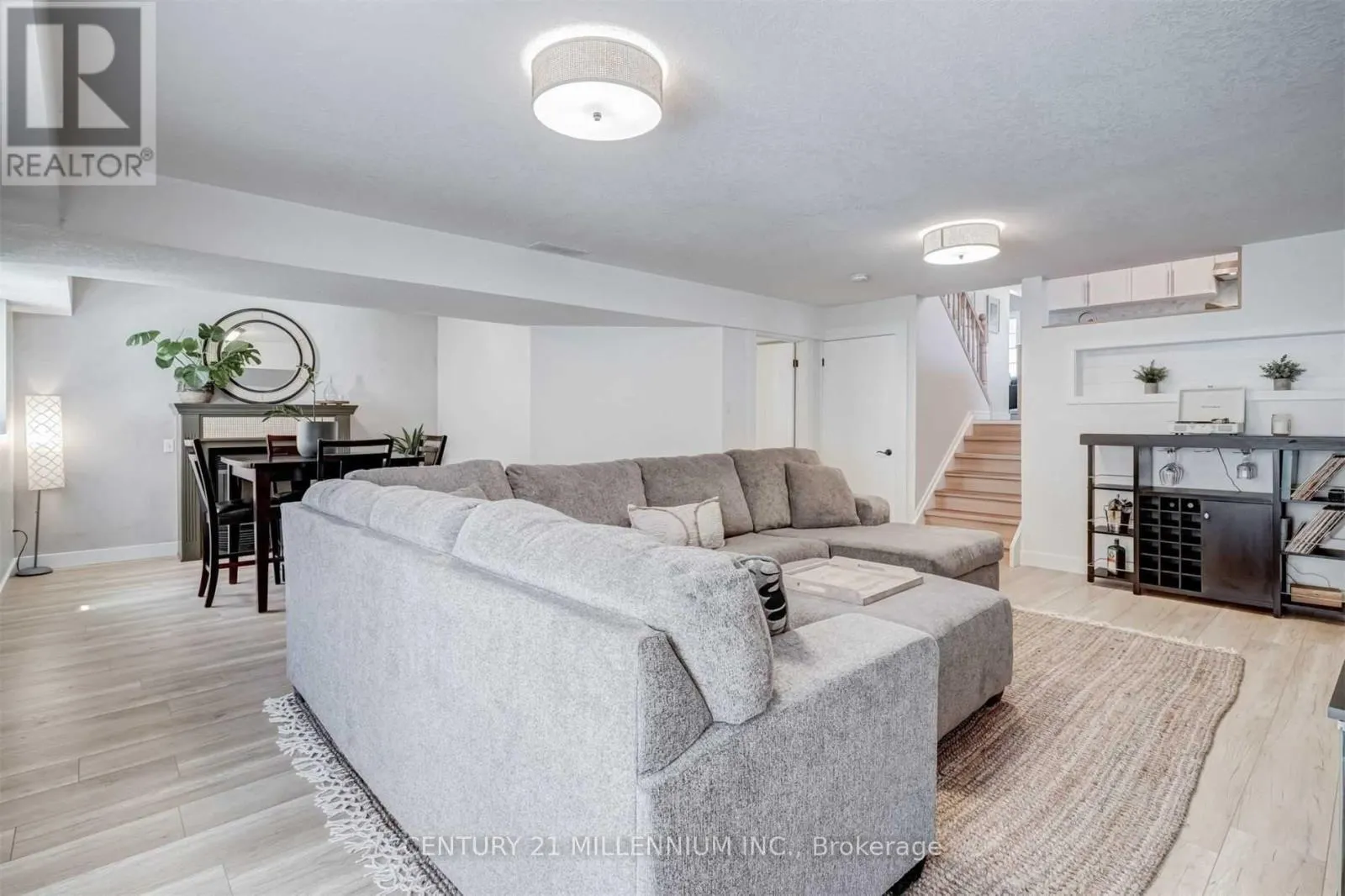 125 JELLY STREET N