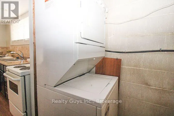 734 SHERBROOKE STREET