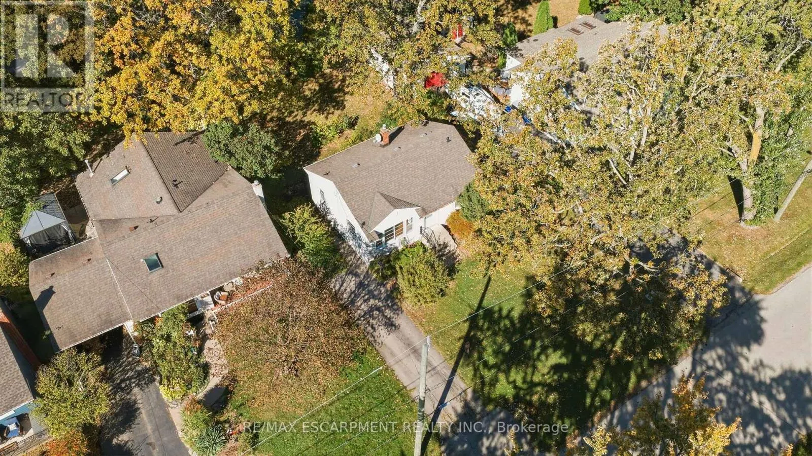 55 LAKEVIEW AVENUE