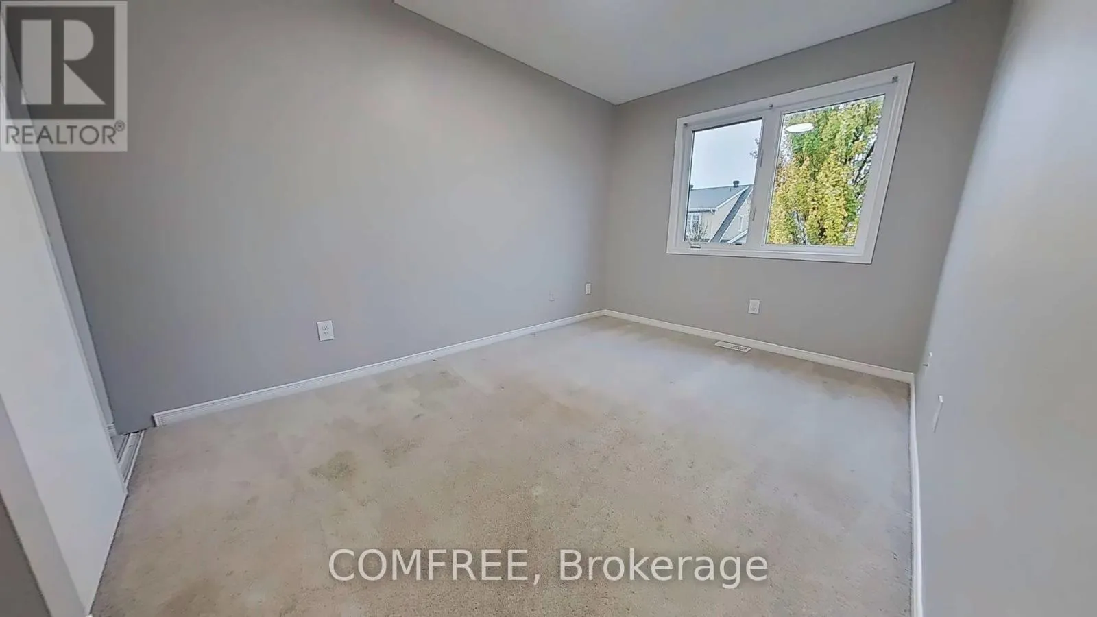 26 DUNDALK PRIVATE