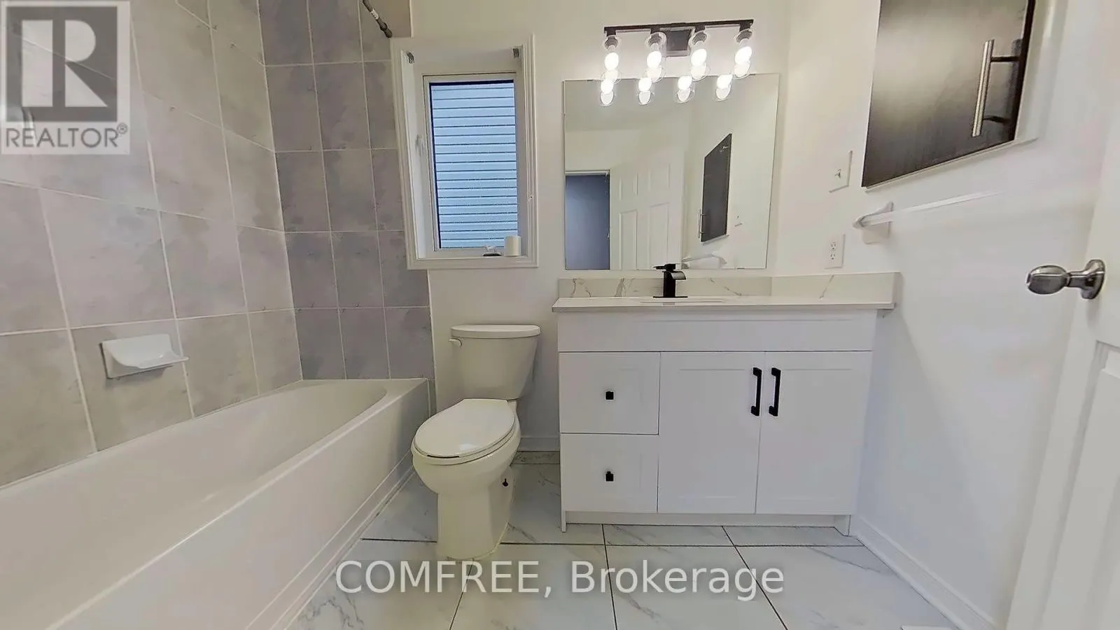 26 DUNDALK PRIVATE
