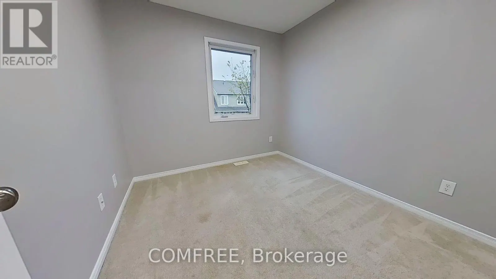 26 DUNDALK PRIVATE