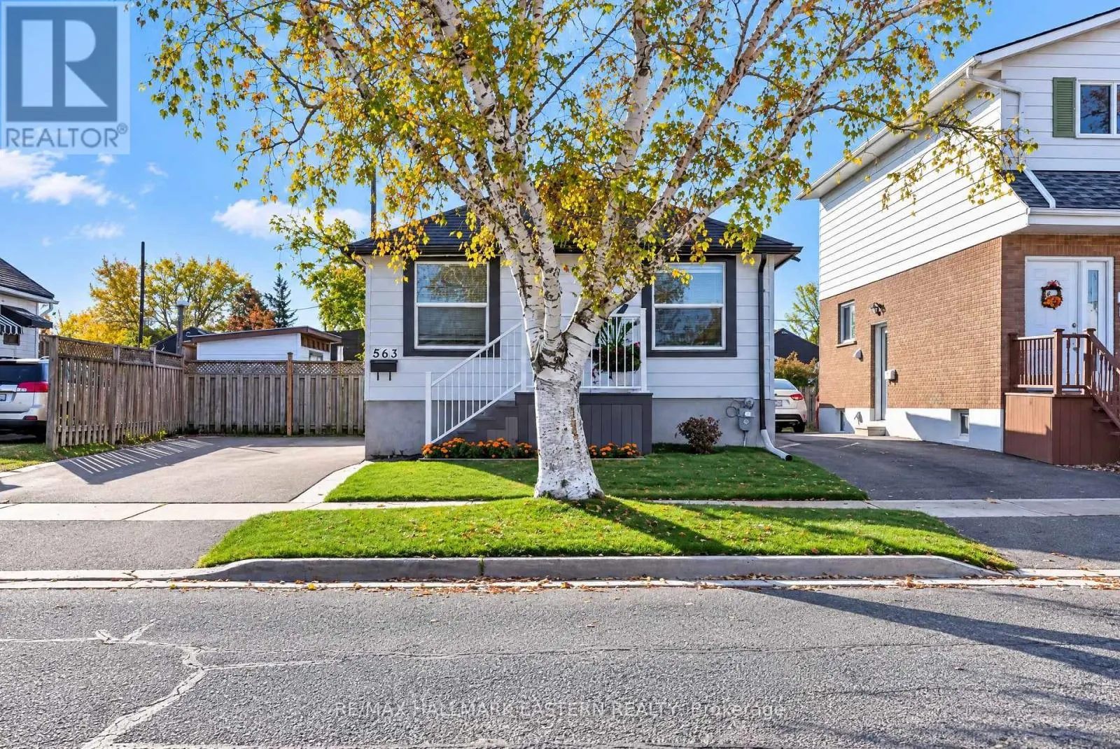 563 HOWDEN STREET