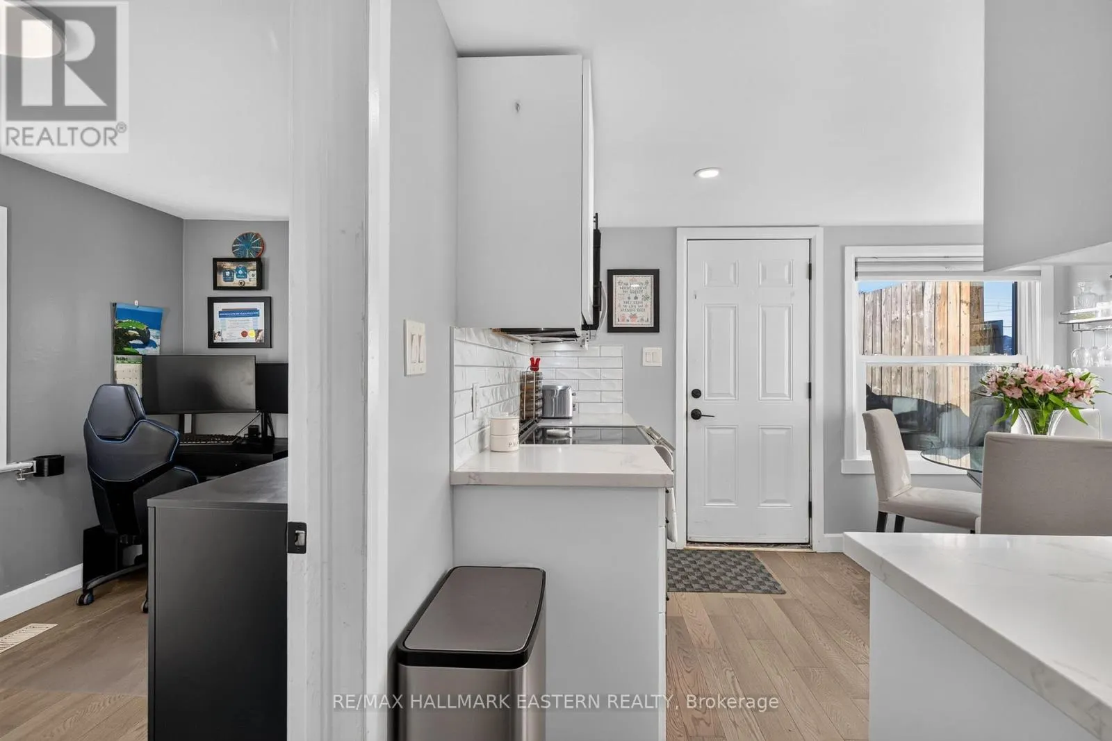 563 HOWDEN STREET