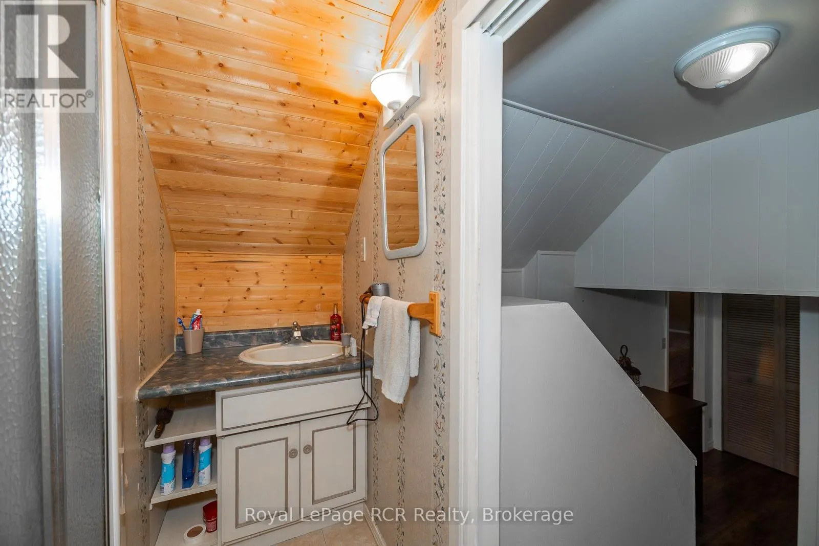 177569 GREY 18 ROAD