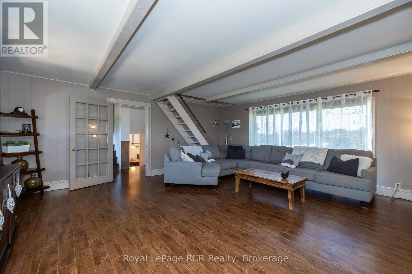 177569 GREY 18 ROAD