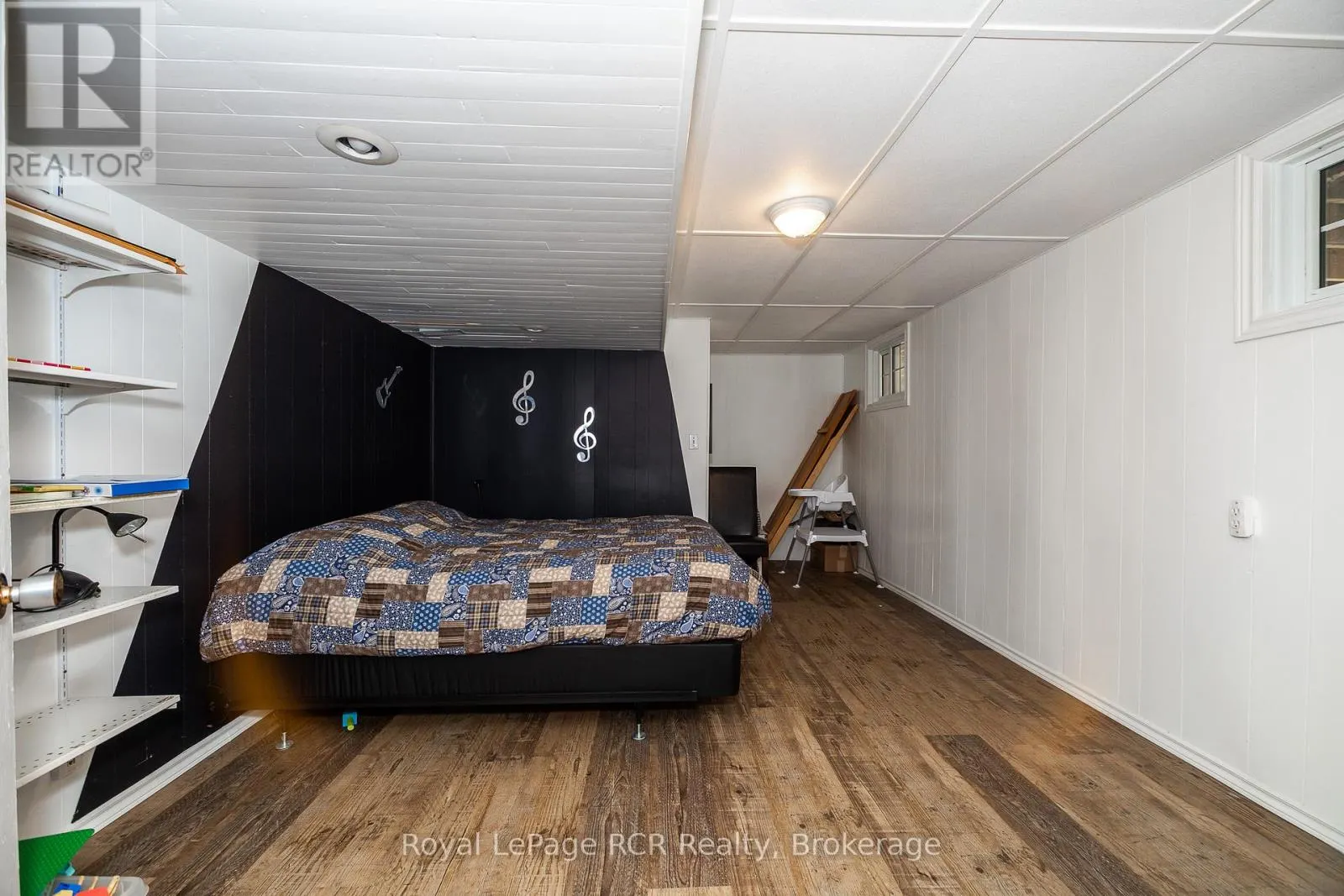 177569 GREY 18 ROAD