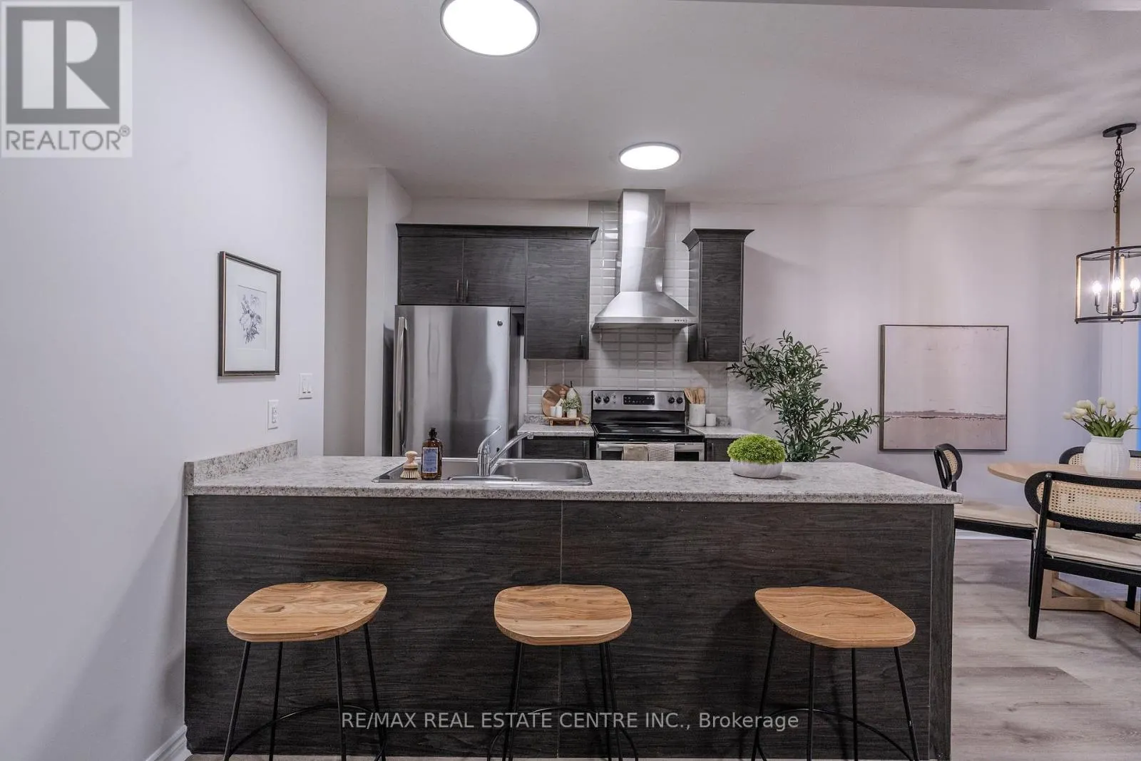 91 YVONNE CRESCENT