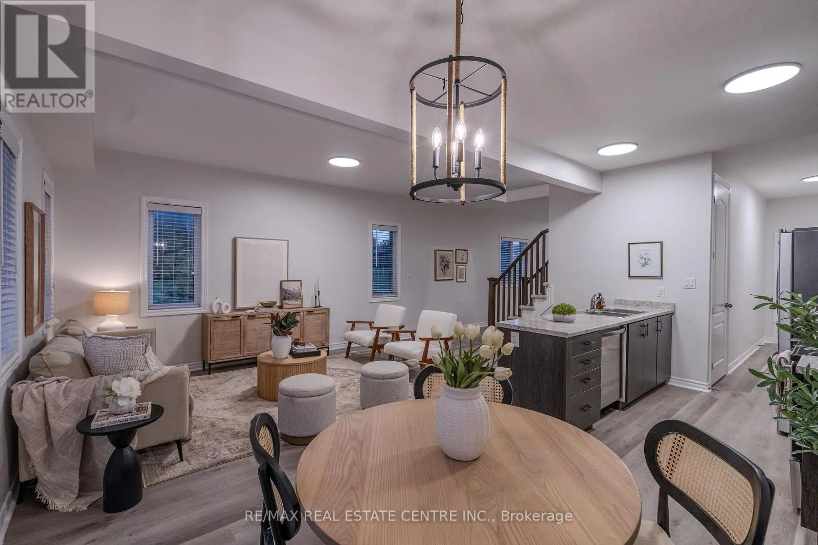 91 YVONNE CRESCENT