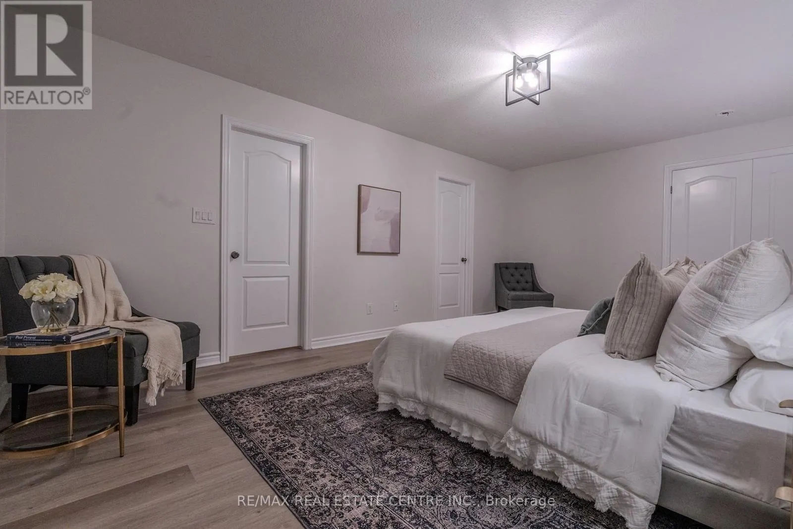 91 YVONNE CRESCENT