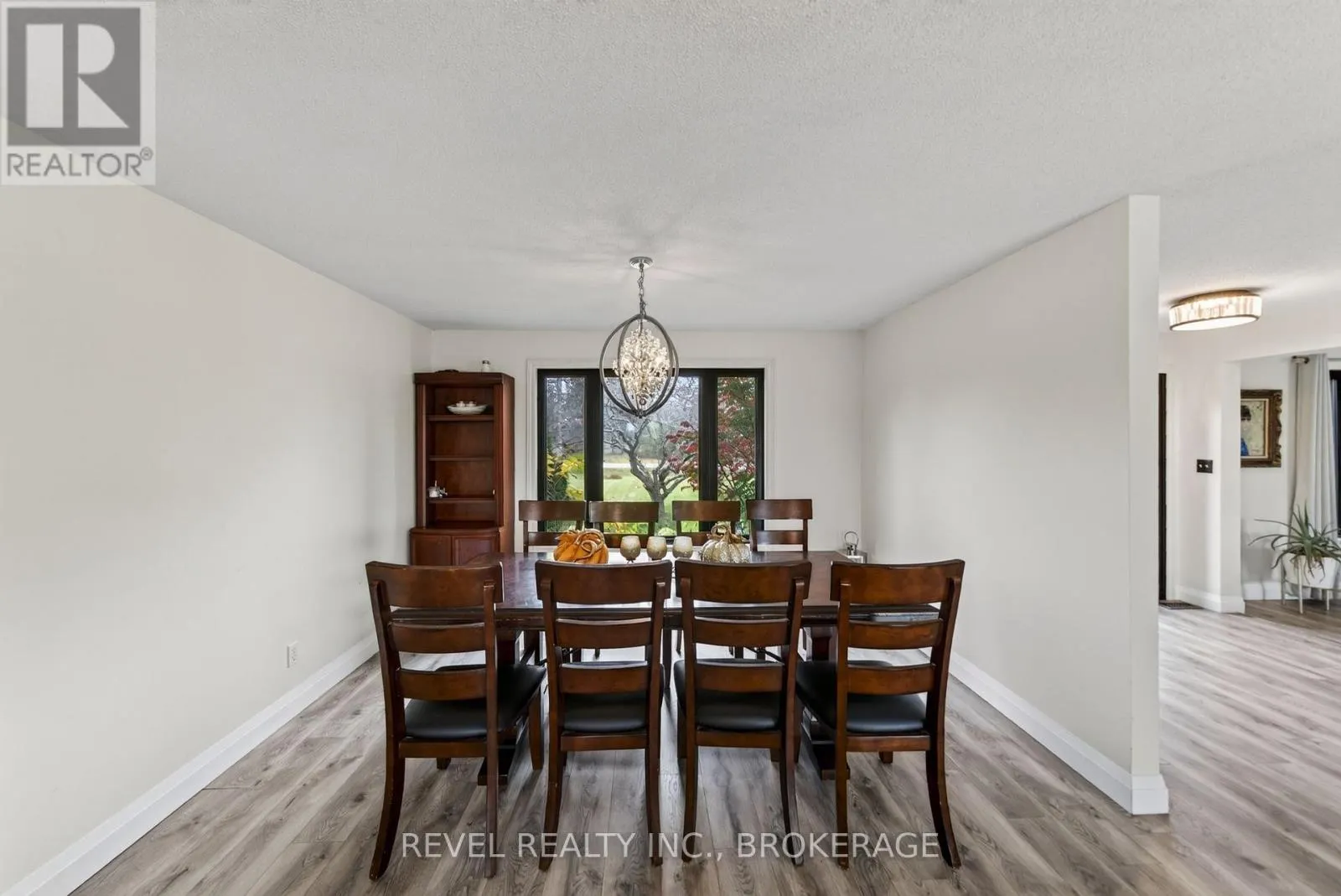 3321 SILVERWOOD DRIVE