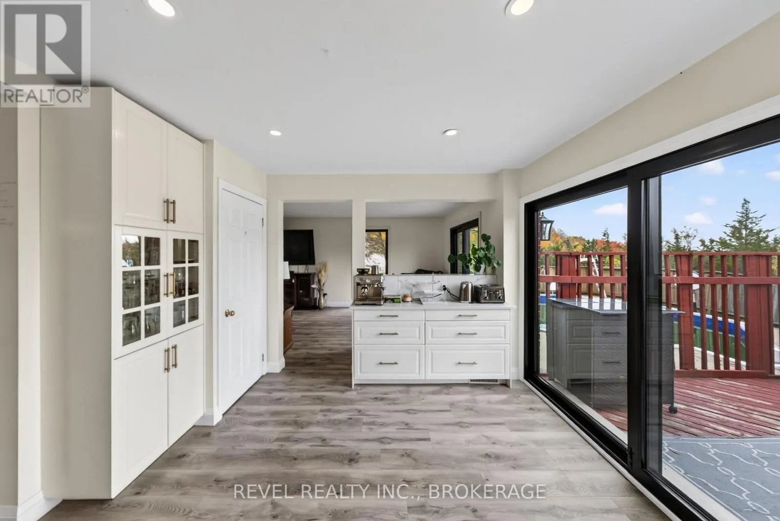 3321 SILVERWOOD DRIVE