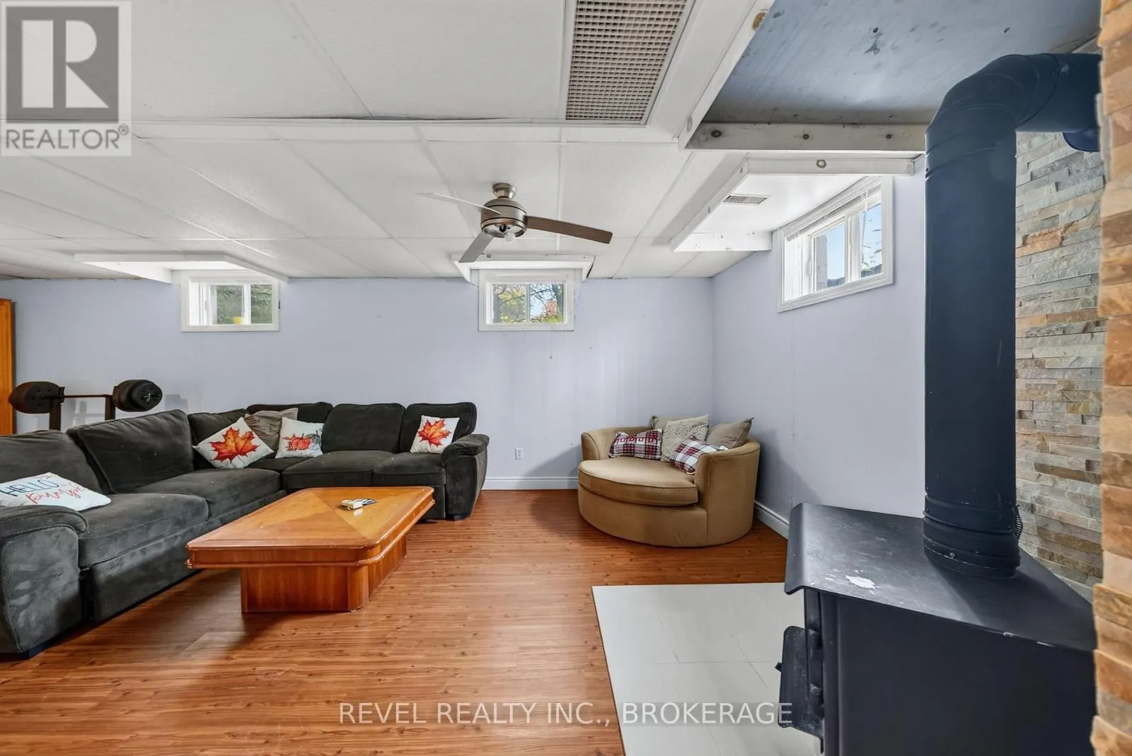 3321 SILVERWOOD DRIVE