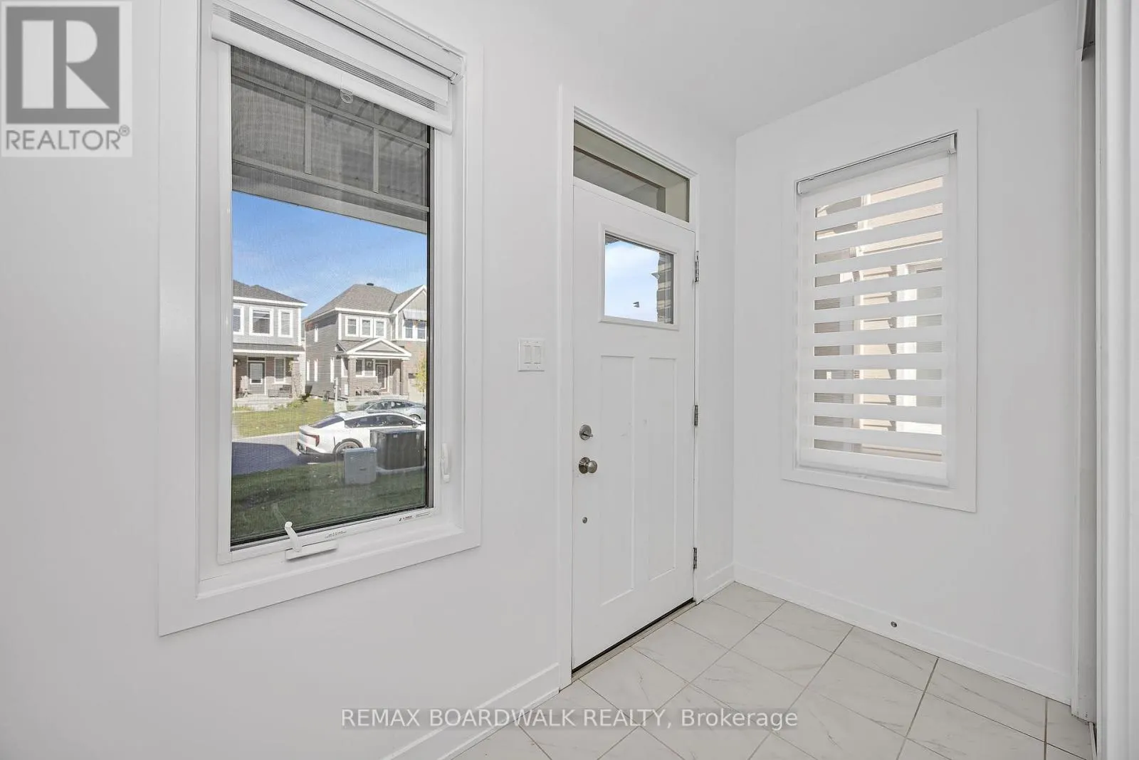 125 HACKAMORE CRESCENT