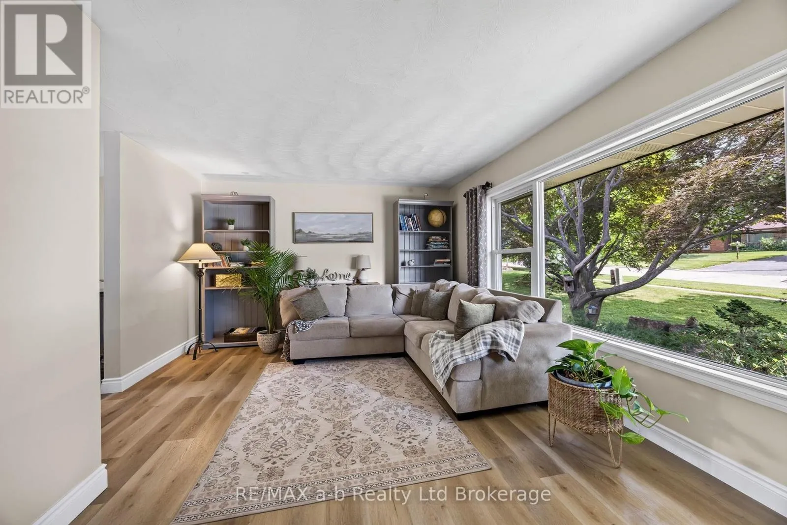 269 FERNCREST ROAD