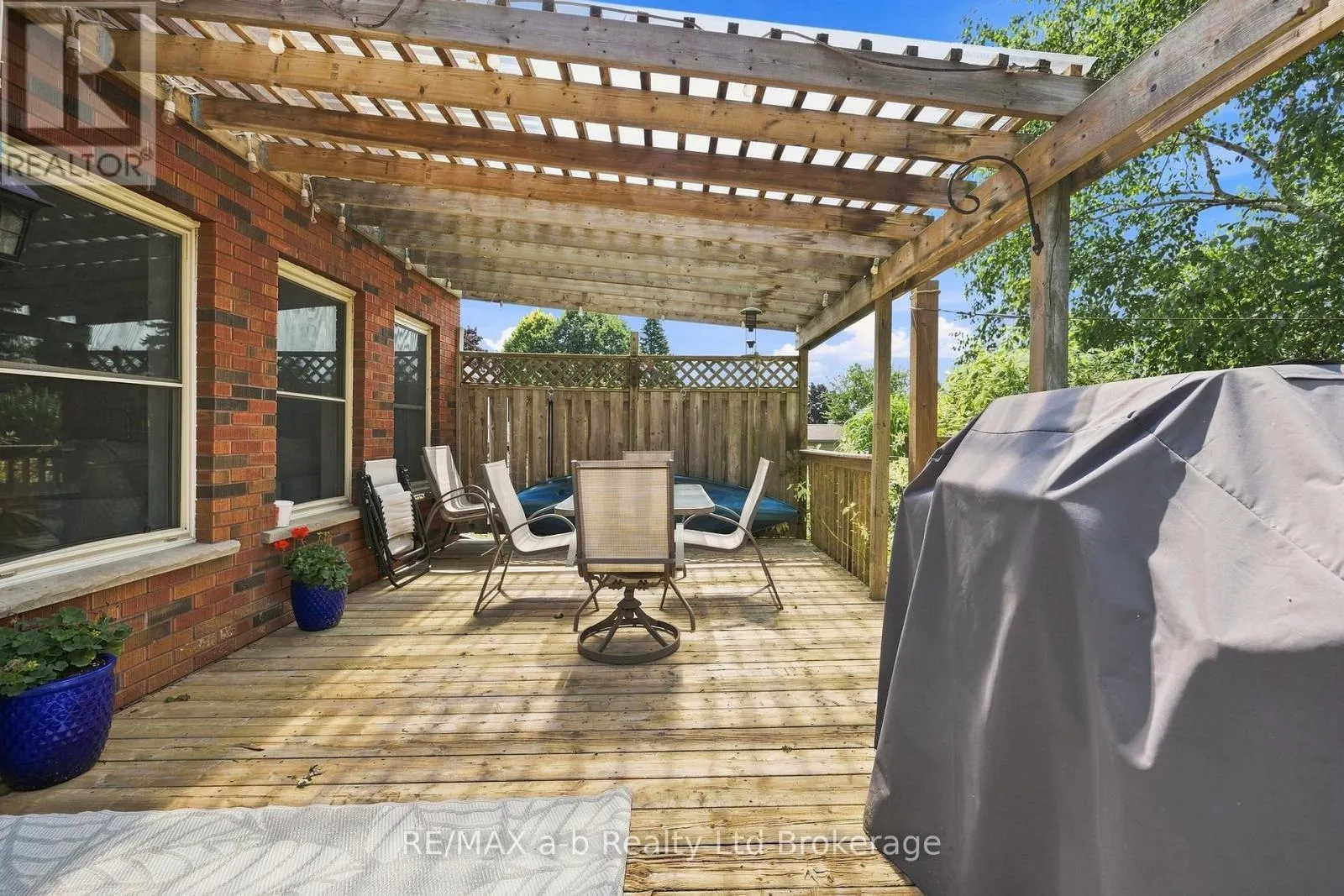 269 FERNCREST ROAD