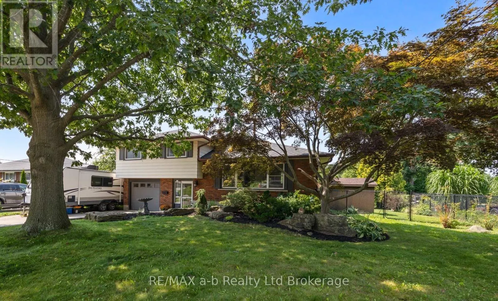 269 FERNCREST ROAD