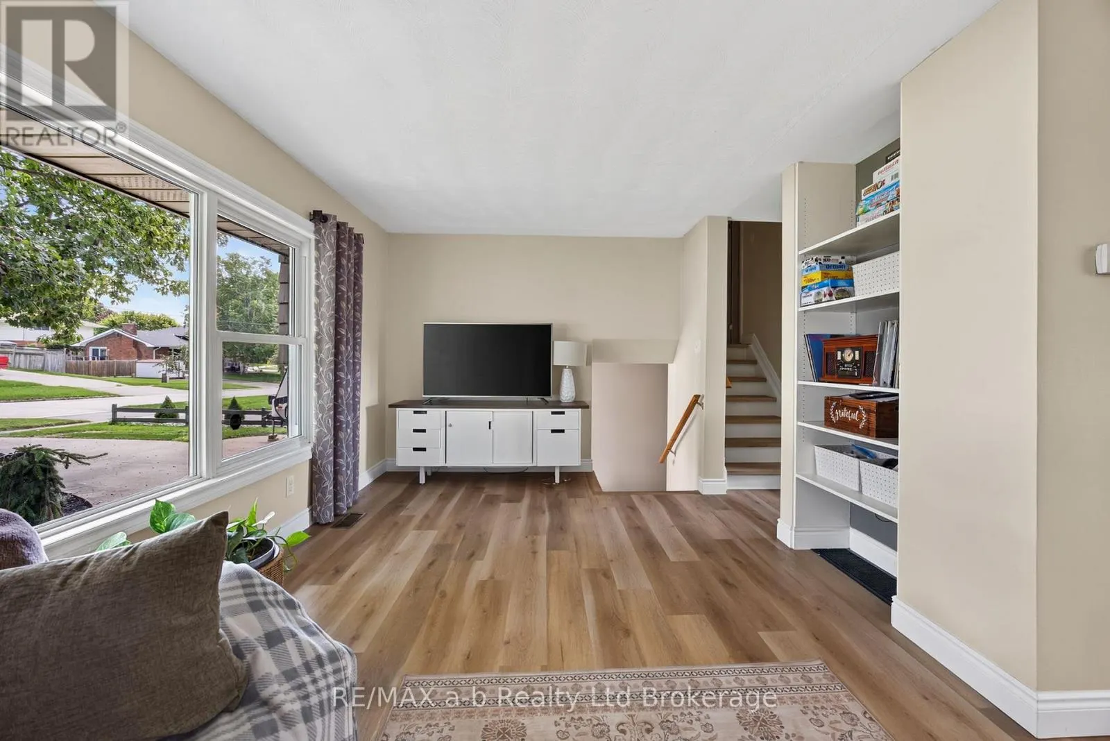 269 FERNCREST ROAD