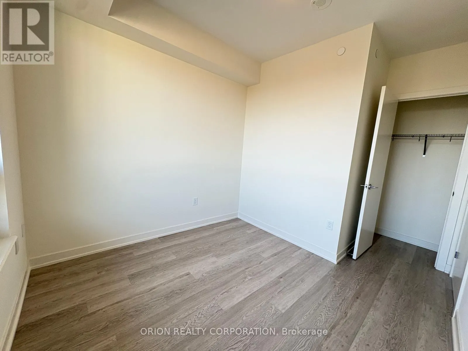 1203 - 212 KING WILLIAM STREET