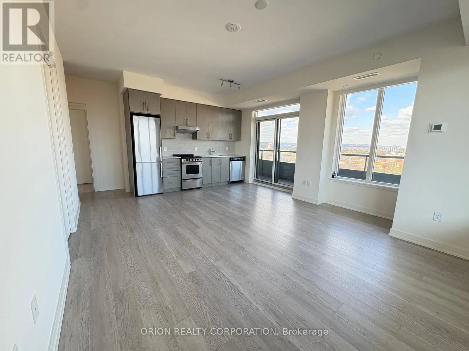 1203 - 212 KING WILLIAM STREET